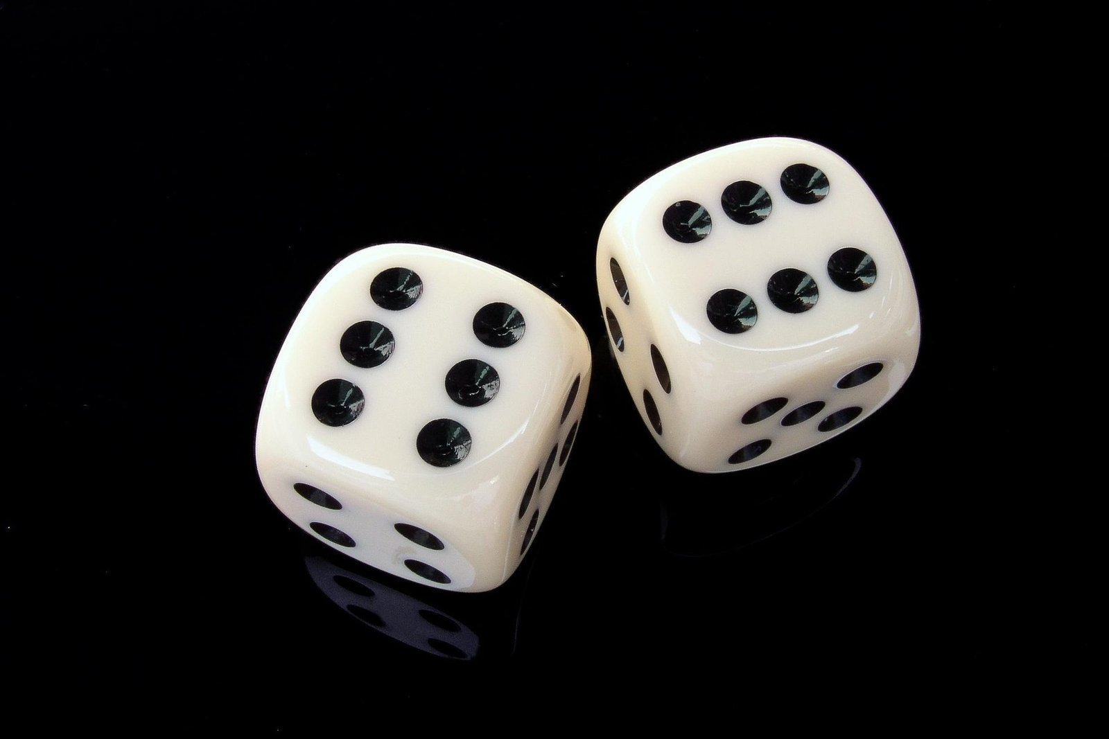 wilhei-dice-689618_1920